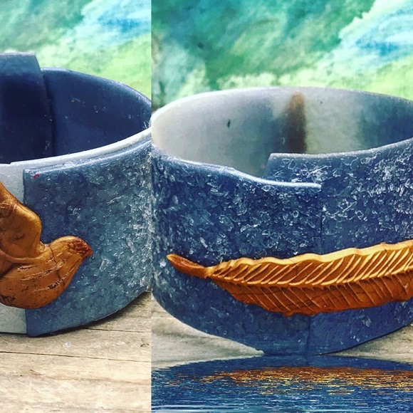 5555 Jewelry - Matana chasing a feather Bird bangle in Denim